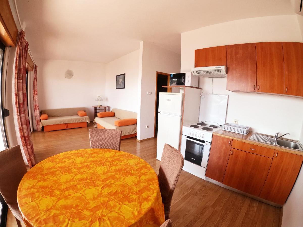 Apartments Adriatic 3 Selce Exterior foto