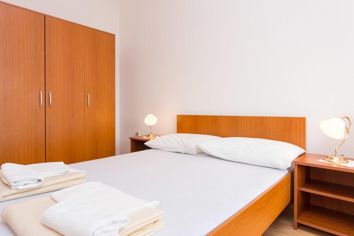 Apartments Adriatic 3 Selce Habitación foto