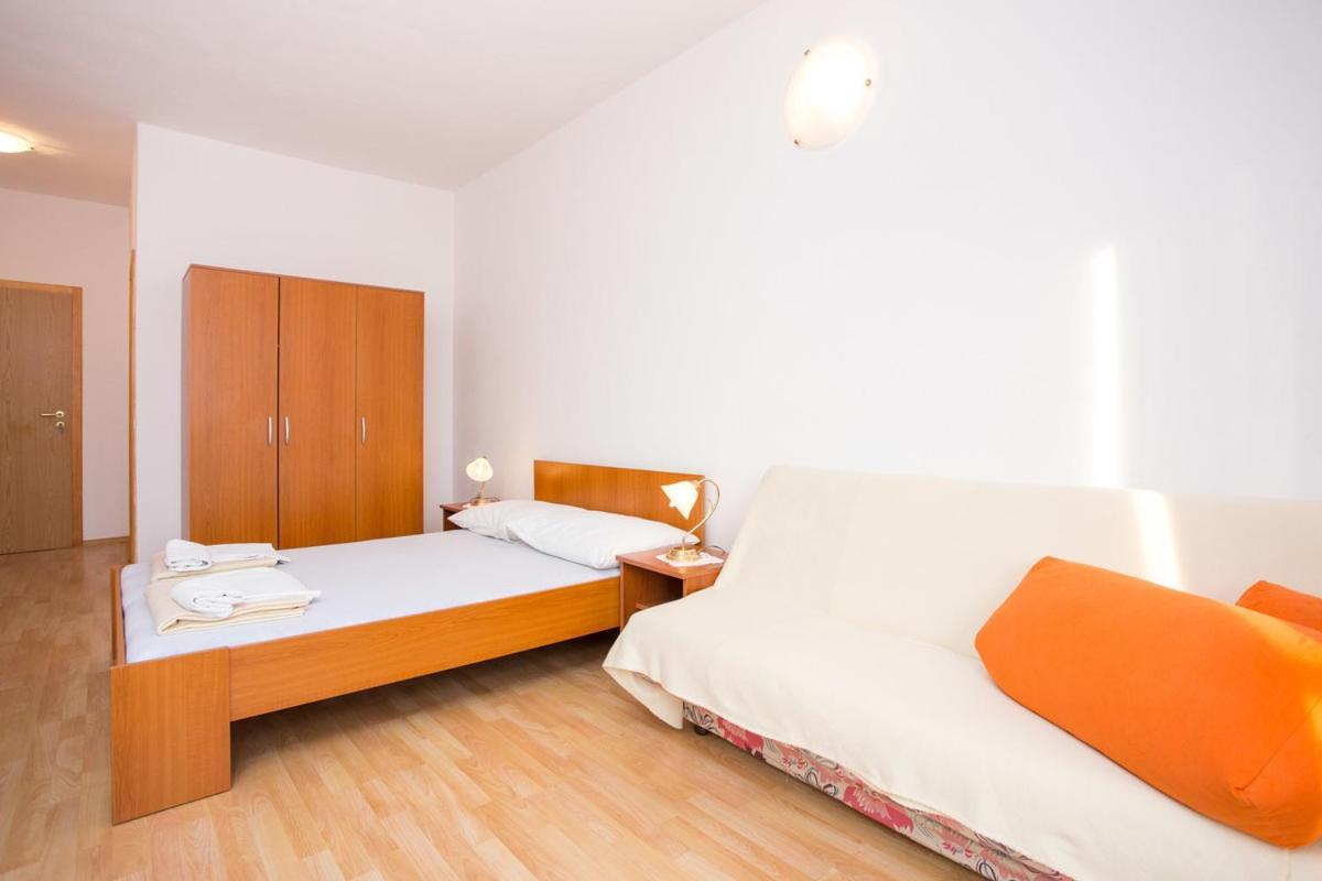 Apartments Adriatic 3 Selce Habitación foto